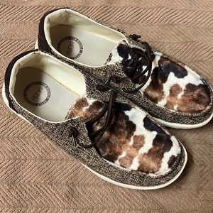 Hey Dude Wendy Cow Print